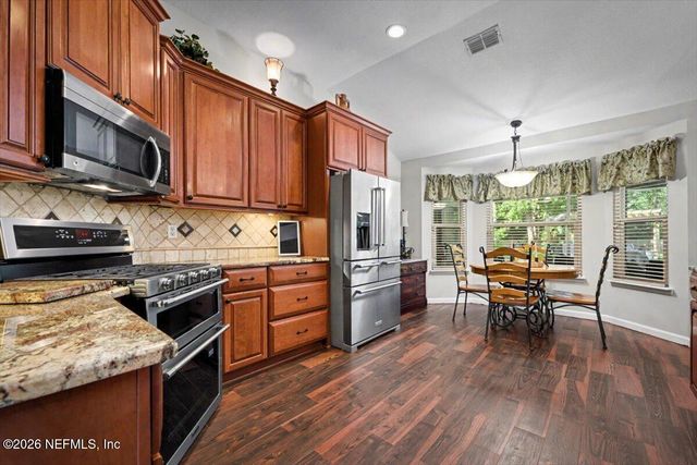 1760 ASTON HALL Drive E, Jacksonville, FL 32246