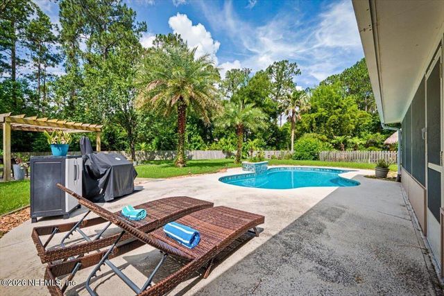 1760 ASTON HALL Drive E, Jacksonville, FL 32246