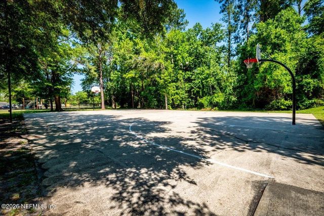 1760 ASTON HALL Drive E, Jacksonville, FL 32246