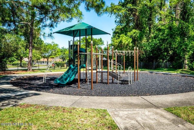 1760 ASTON HALL Drive E, Jacksonville, FL 32246