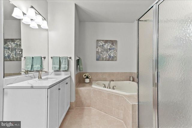 331 IRONSTONE LN, Elverson, PA 19520