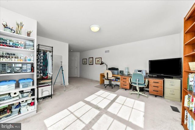 331 IRONSTONE LN, Elverson, PA 19520