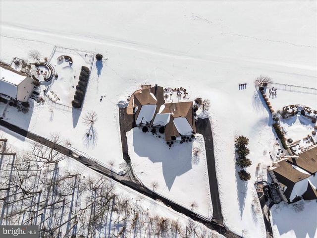 331 IRONSTONE LN, Elverson, PA 19520