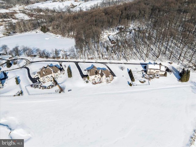 331 IRONSTONE LN, Elverson, PA 19520