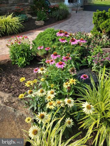 331 IRONSTONE LN, Elverson, PA 19520