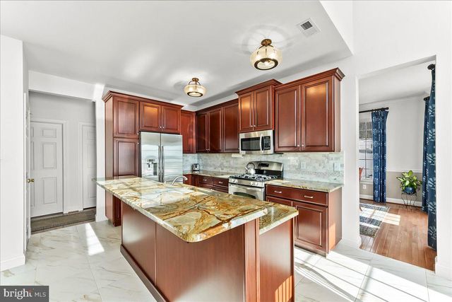 331 IRONSTONE LN, Elverson, PA 19520