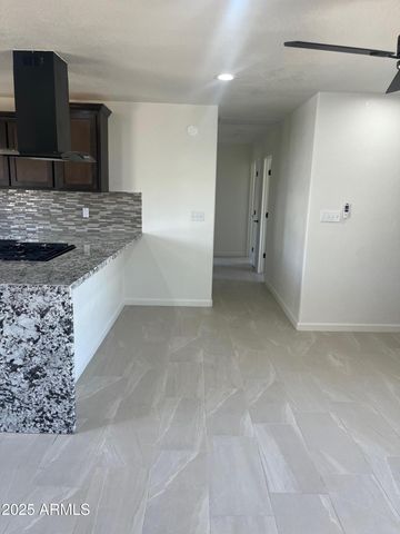 810 E 3RD Street, Douglas, AZ 85607