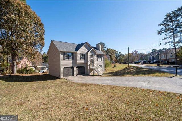 5068 Furlong Way, Powder Springs, GA 30127