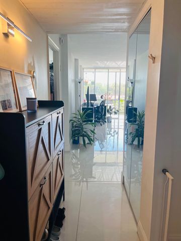 111 Royal Pk Drive, Oakland Park, FL 33309