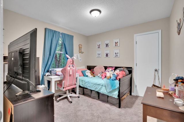 2272 Ferry Rd, Clarksville, TN 37040