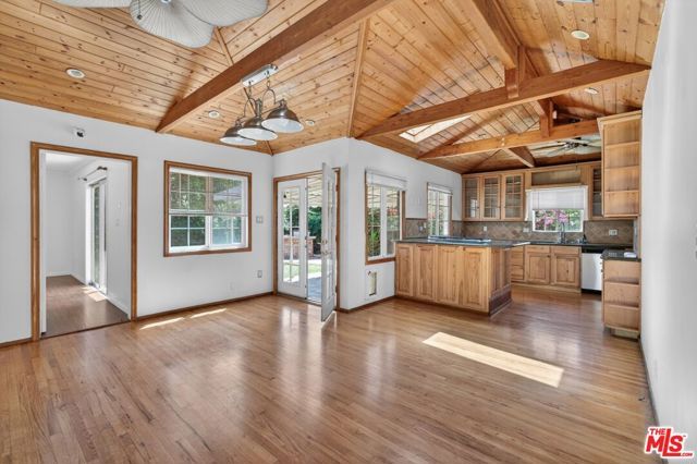 626 Jamestown Road, Burbank, CA 91504