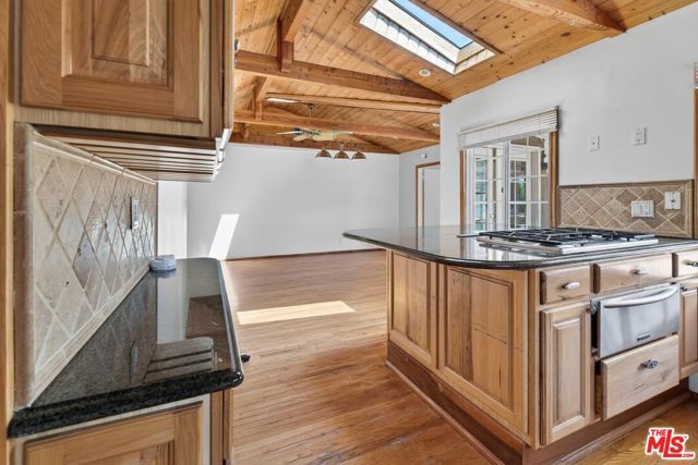 626 Jamestown Road, Burbank, CA 91504