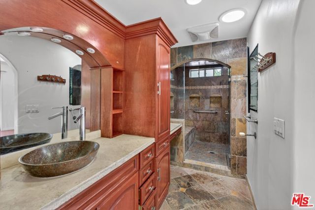 626 Jamestown Road, Burbank, CA 91504