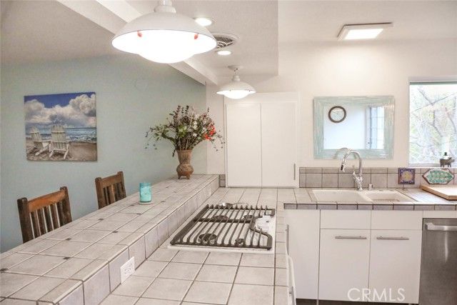 2410 Langton Street, Cambria, CA 93428