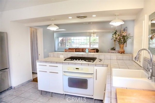 2410 Langton Street, Cambria, CA 93428