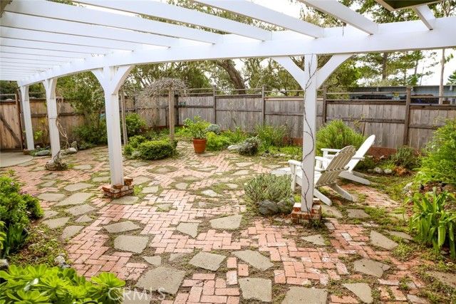 2410 Langton Street, Cambria, CA 93428