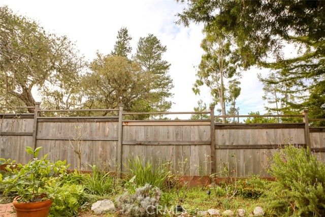 2410 Langton Street, Cambria, CA 93428