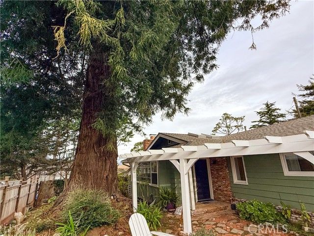 2410 Langton Street, Cambria, CA 93428