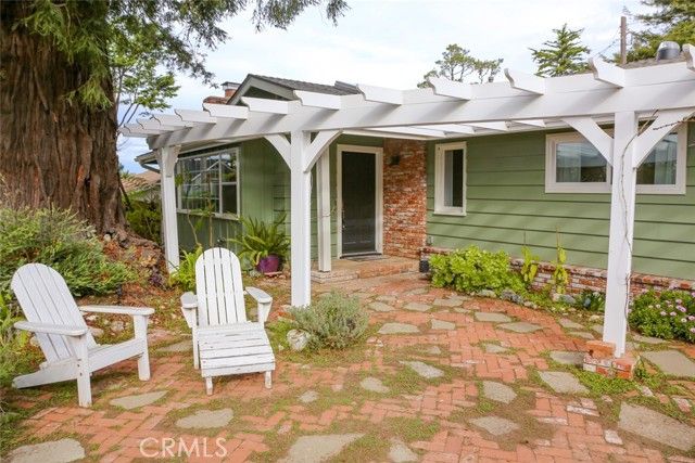2410 Langton Street, Cambria, CA 93428