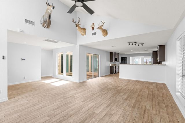 1610 Cleveland Drive, Deer Park, TX 77536