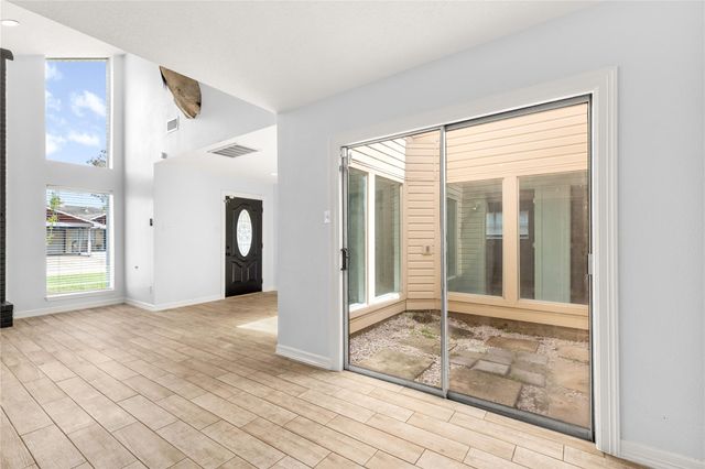 1610 Cleveland Drive, Deer Park, TX 77536