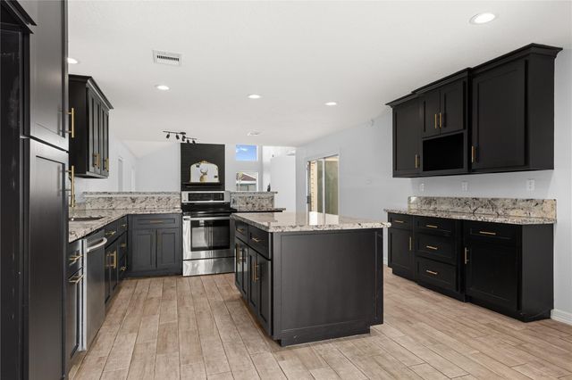 1610 Cleveland Drive, Deer Park, TX 77536