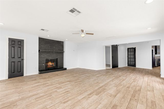 1610 Cleveland Drive, Deer Park, TX 77536