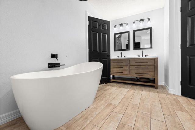 1610 Cleveland Drive, Deer Park, TX 77536