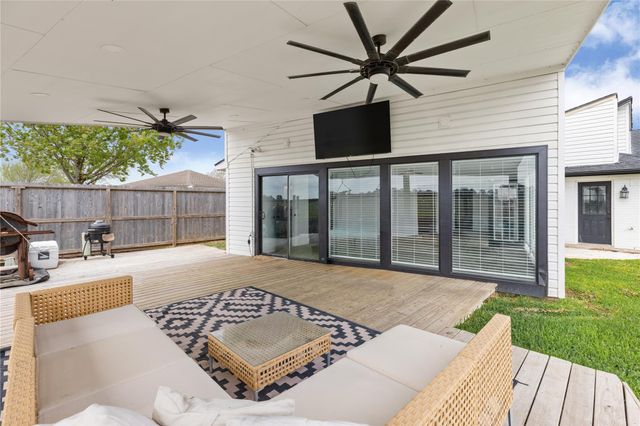 1610 Cleveland Drive, Deer Park, TX 77536