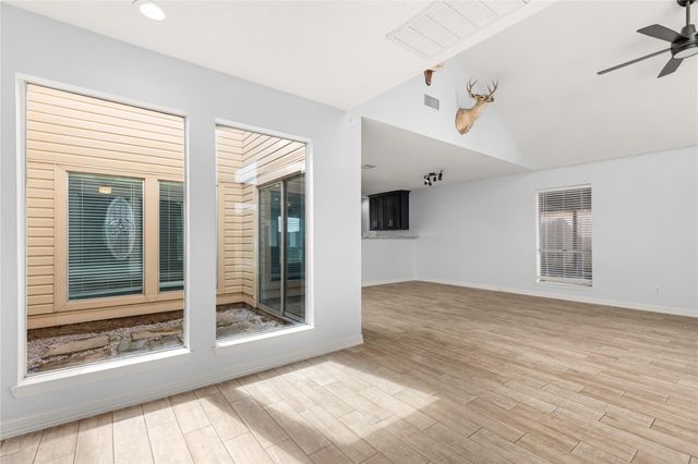 1610 Cleveland Drive, Deer Park, TX 77536