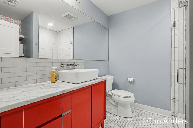 556 Greenwood Avenue SE, East Grand Rapids, MI 49506