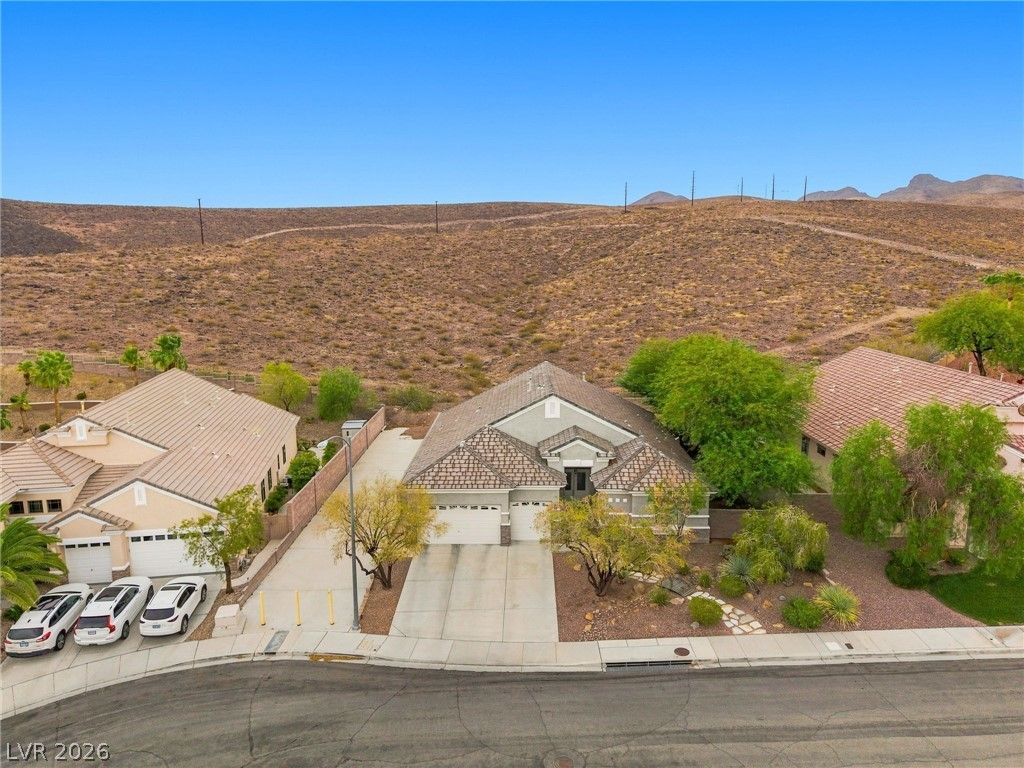 2058 Poetry Avenue, Henderson, NV 89052 — photo 4