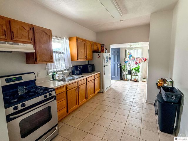 3621 V Street, Omaha, NE 68107