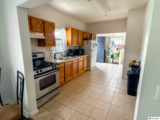 3621 V Street, Omaha, NE 68107