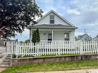 3621 V Street, Omaha, NE 68107