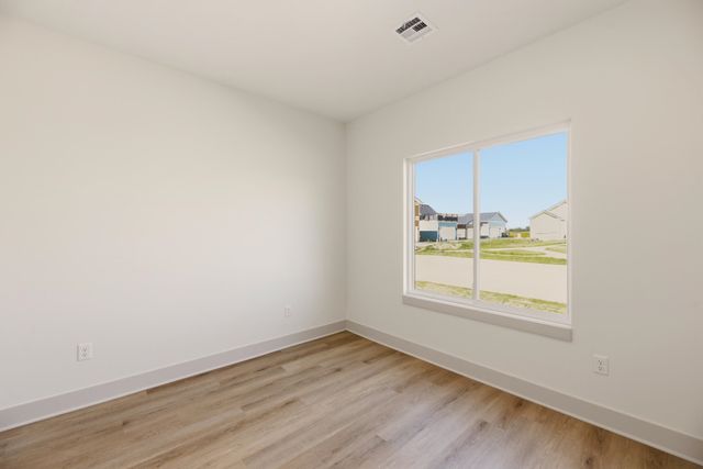 3528 N Azalea St, Maize, KS 67223