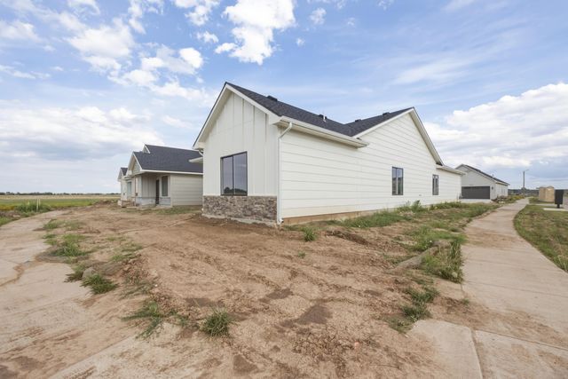3528 N Azalea St, Maize, KS 67223