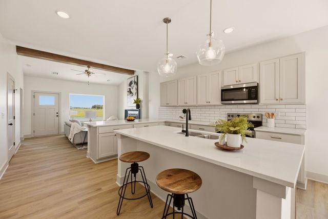 3528 N Azalea St, Maize, KS 67223
