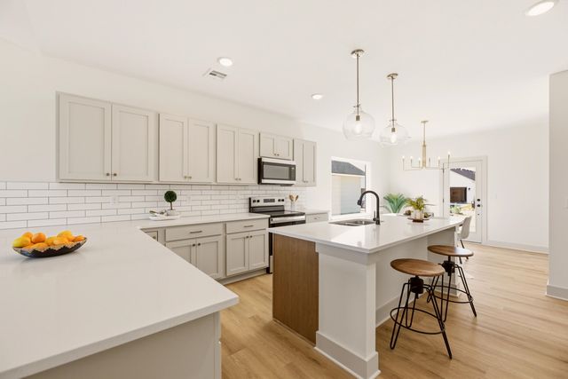 3528 N Azalea St, Maize, KS 67223