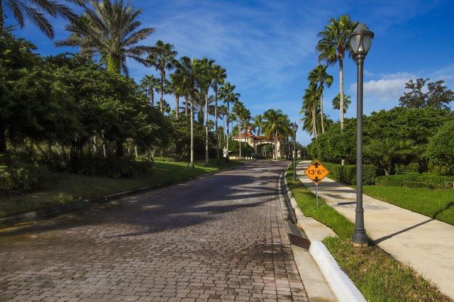 128 NW Lawton Road, Port St Lucie, FL 34986