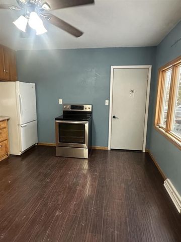 N8188 COUNTY ROAD M, Algoma, WI 54201