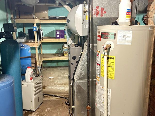 N8188 COUNTY ROAD M, Algoma, WI 54201