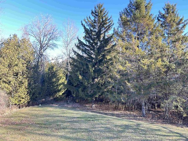 N8188 COUNTY ROAD M, Algoma, WI 54201