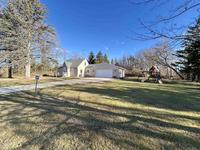 N8188 COUNTY ROAD M, Algoma, WI 54201