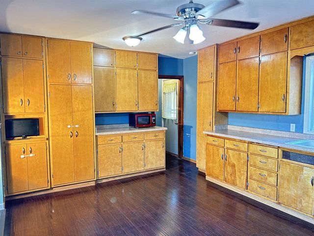 N8188 COUNTY ROAD M, Algoma, WI 54201