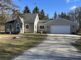 N8188 COUNTY ROAD M, Algoma, WI 54201