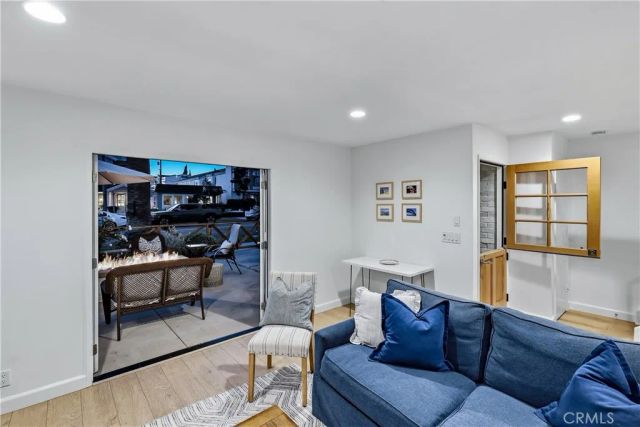602 Marguerite 2, Corona Del Mar, CA 92625