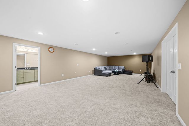 730 Trent Lane, Loves Park, IL 61111