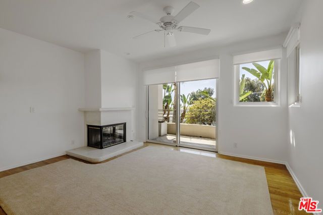 15425 ANTIOCH Street 202, Pacific Palisades (los Angeles), CA 90272