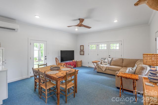 1567 Jennings Road, Statesville, NC 28625